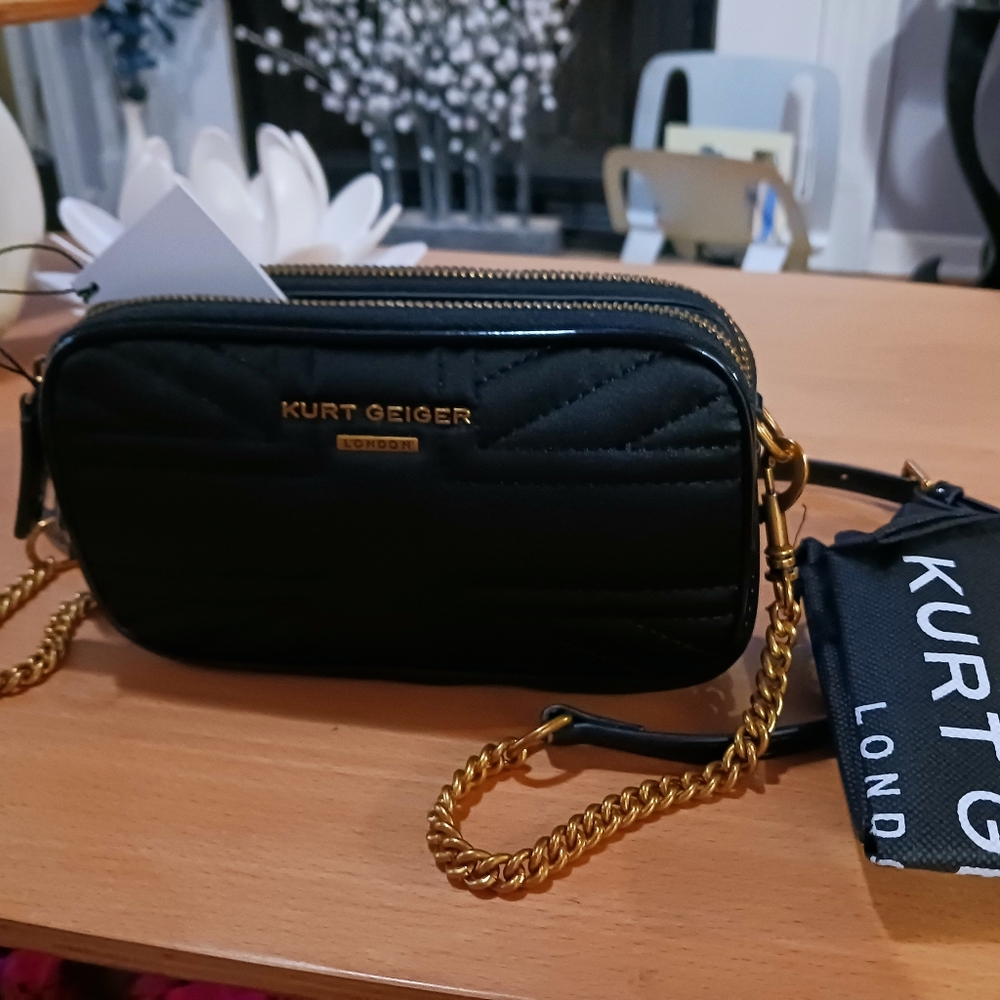 Kurt Geiger Nylon Wristlet Crossbody Union Jack - Picture 2 of 8